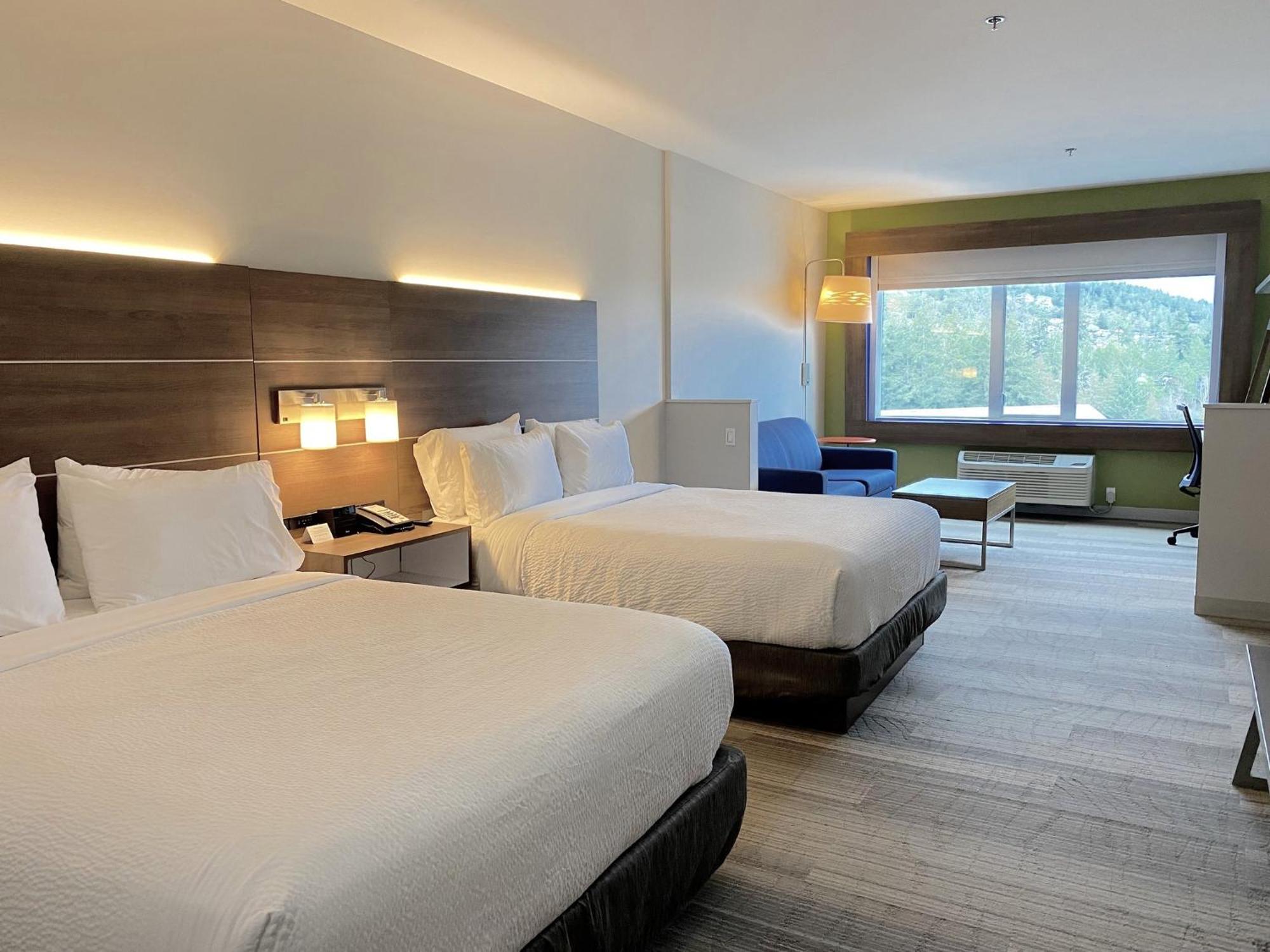 Holiday Inn Express & Suites Victoria-Colwood By Ihg Лангфорд Экстерьер фото