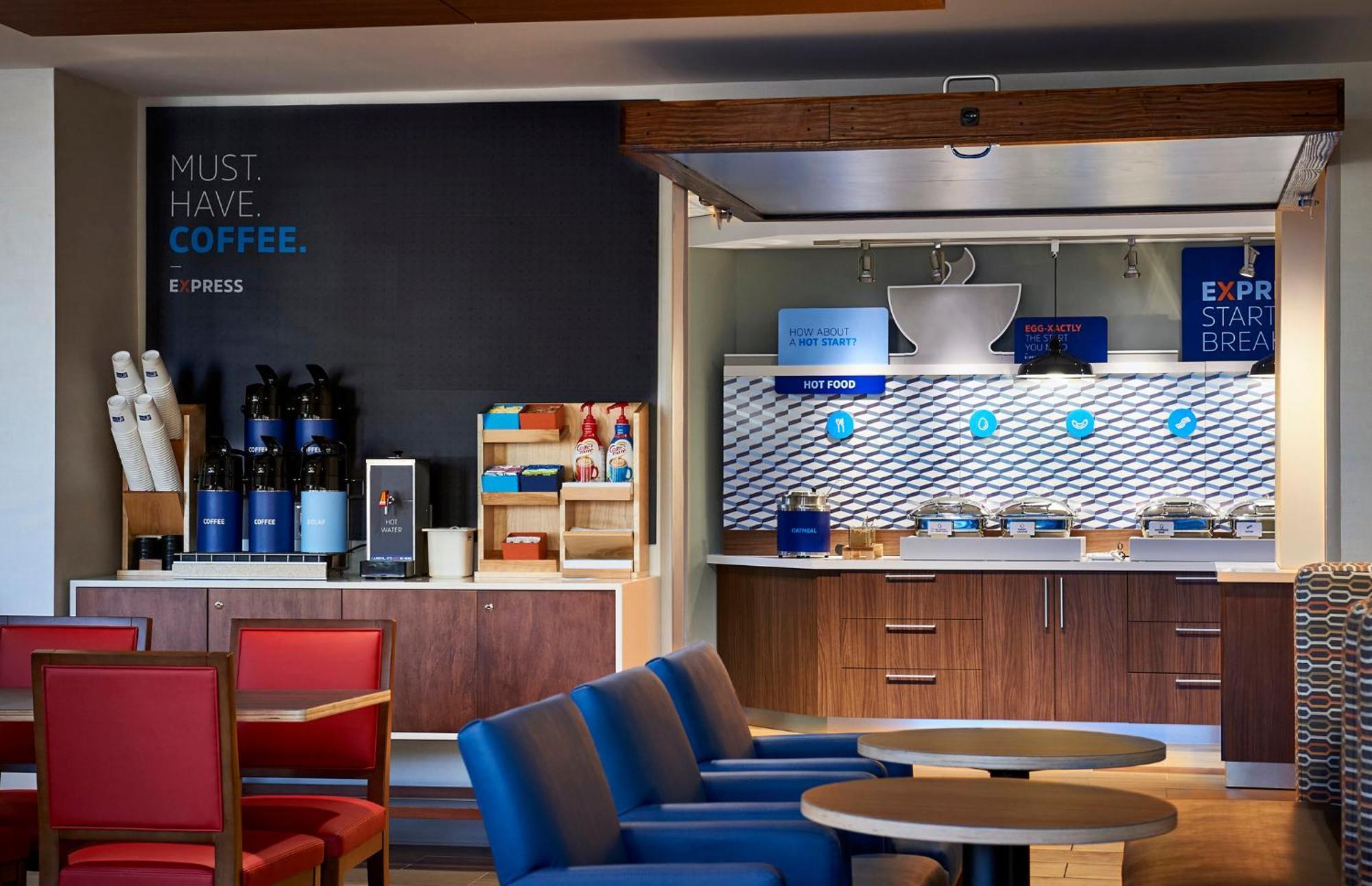 Holiday Inn Express & Suites Victoria-Colwood By Ihg Лангфорд Экстерьер фото